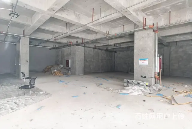 金牛区天回镇创联大厦底楼商铺出租（临街、停车方便，临地铁口） - 图片 4