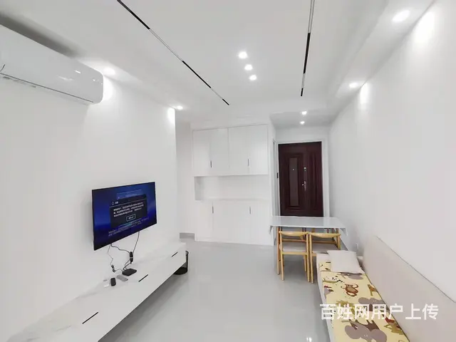 臻到豪庭 精装一室一厅 阳台原户型 拎包入住 - 图片 5