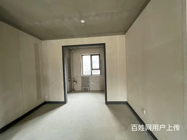 碧桂园燕都府电梯10楼，112平，三室二厅一卫毛坯，82万过 - 图片 1