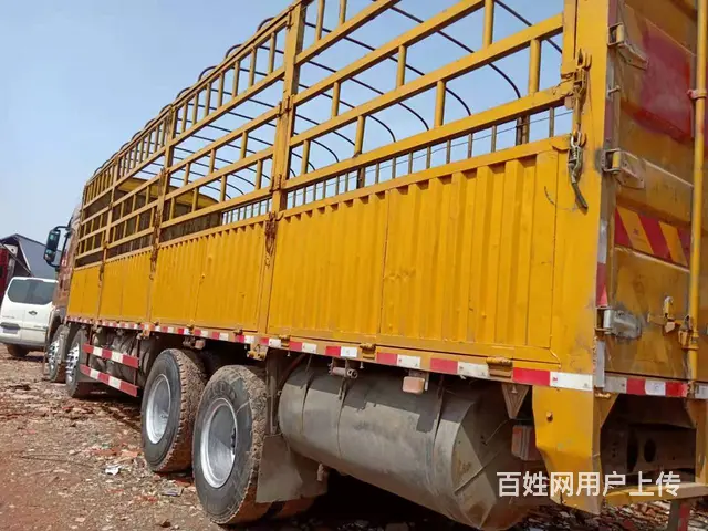 国五东风柳汽乘龙前四后八高栏车9米6货厢350马力 - 图片 4