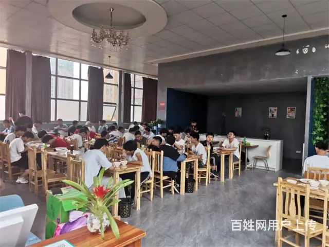 【搞定了！】汽车学院200平餐饮店转让《同城搜铺网》 - 图片 5