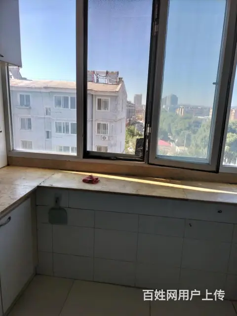 出租万达附近黄河小区步梯6楼，一室一厅，40平！热水器 空调 - 图片 3