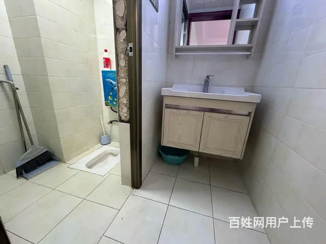 城南五洲广场   精装两室 带3个空调 - 图片 1