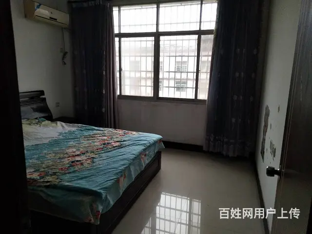 上高团结路口普装三房有地下室证件齐全35万8有地下室可以按揭 - 图片 1