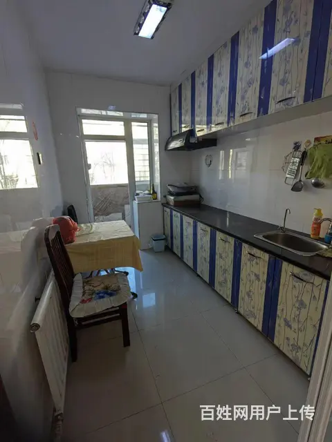 零公里A区2楼，63平正房南北通透，带家具家电，房本满5，拎 - 图片 4