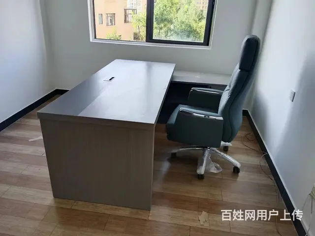 屏风工作位  桌  椅文件柜会议桌办公沙发批发直销 - 图片 10