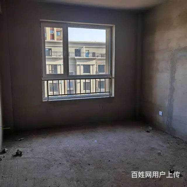 车库上五楼带阁楼，没交钥匙，能办房证 - 图片 3