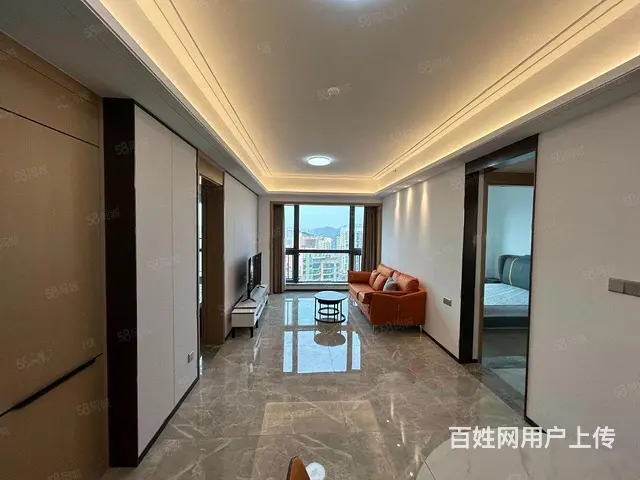 明珠轻轨站楼上  环宇城高层 全新精装 2房 未住过 - 图片 1