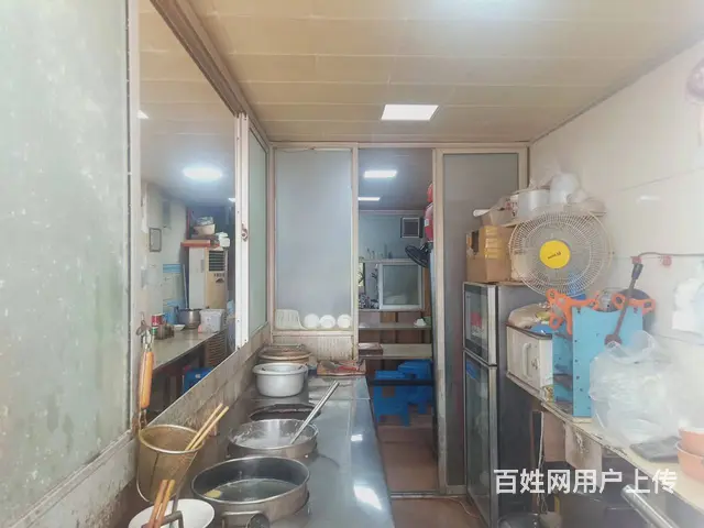 《易转》主城区人流量集中十年老生意餐馆诚心转让！ - 图片 3