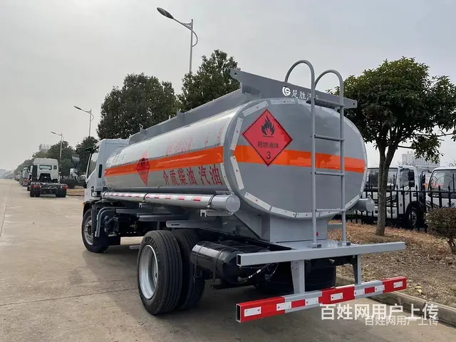 莱芜东风福瑞卡加油车8吨运油车价格是多少 - 图片 10