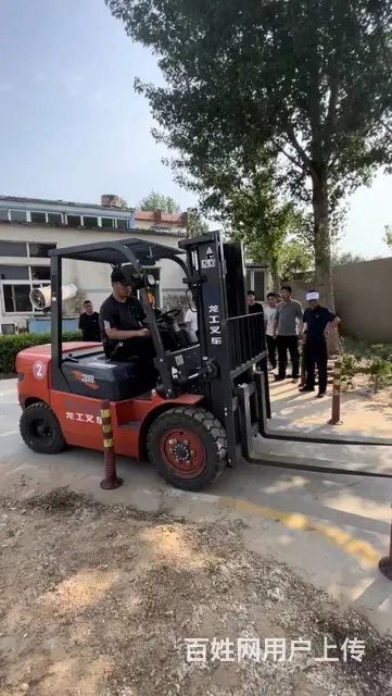 挖掘机培训学校零基础学铲车学叉车电焊培训 - 图片 9