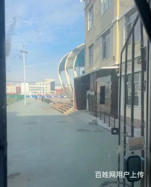 可办理烟照的零食店出兑： - 图片 5