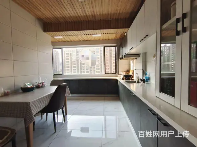 适合陪读，步行五分钟到一高中东门。 - 图片 1