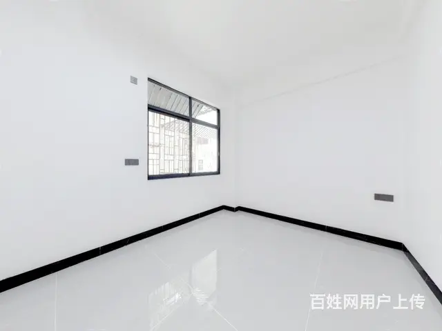 花都湖公园旁、低楼层马赛克精装三房 - 图片 9
