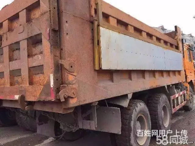 陕汽重卡 德龙F3000 336马力 6X4 5 - 图片 3