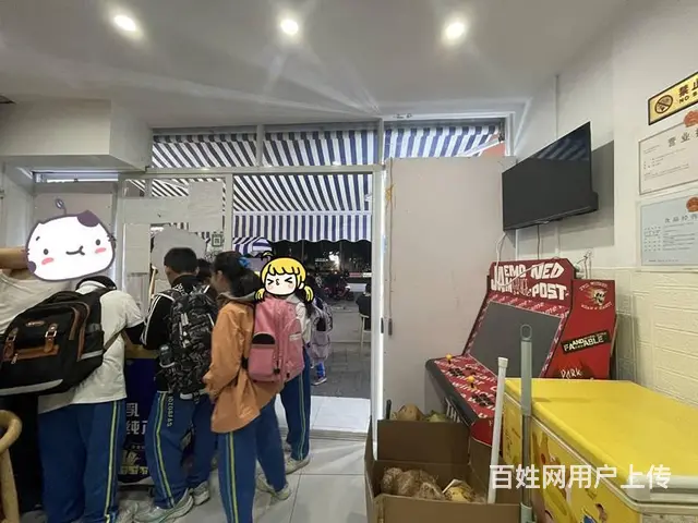 （51旺铺推荐）友谊路十字路口16平铺面出租（九小对面） - 图片 4