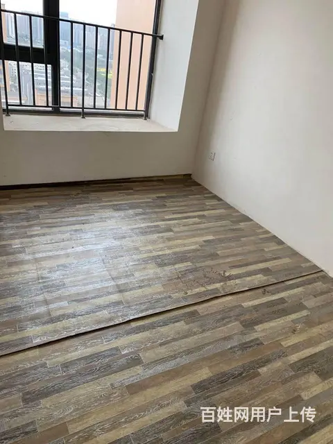 工作室优先！房东直签！3号线轨交房、校园房！简装有车位带花园 - 图片 5