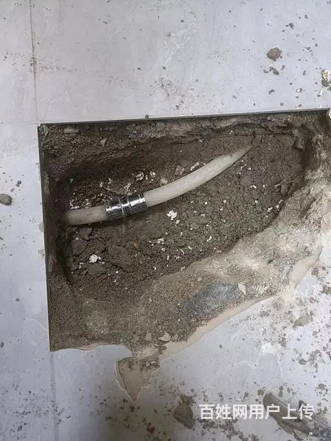 烟台专业屋面防水 地下室渗水堵漏维修 - 图片 1