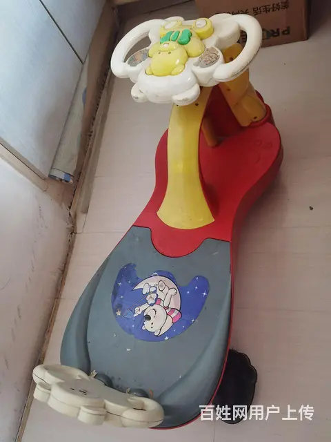 小孩车 - 图片