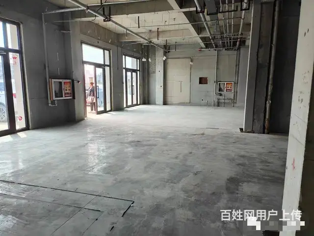 B个人一巴音东路与梨乡路十字路口处商铺对外出租 - 图片 2