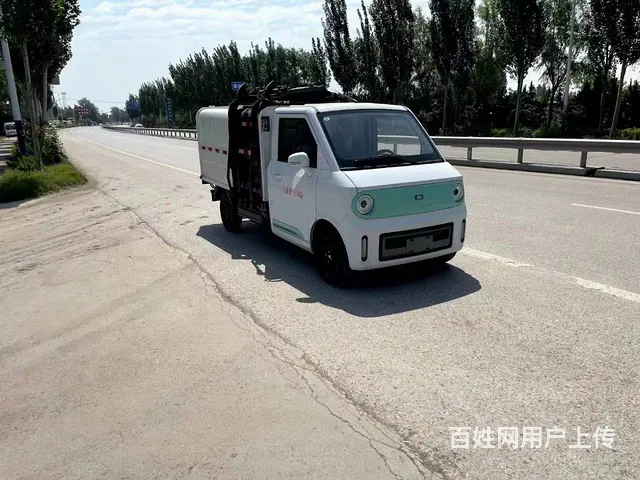 厂家出售洒水车垃圾车扫路车吸粪车吸污车送车上门 - 图片 1