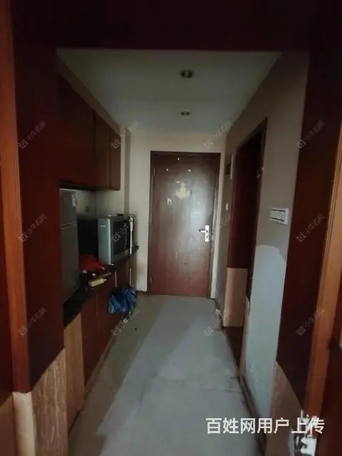 新北万达旁 紧邻环球港 单身公寓 拎包即住 - 图片 2