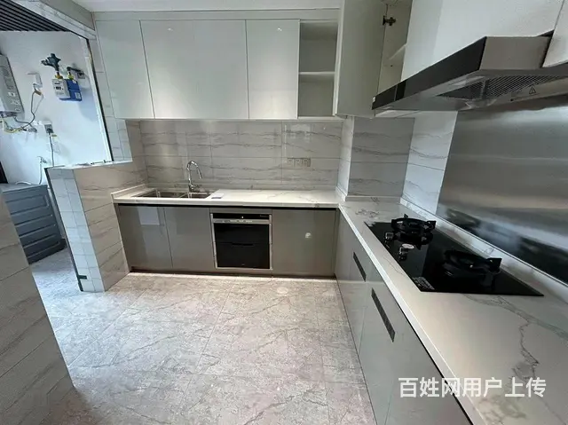 拱北口岸旁 绿景玺悦湾北区 3房2卫全新精装住过 家私电器齐 - 图片 2