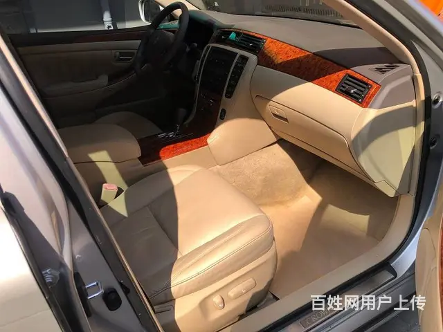 丰田 皇冠 2006款 2.5 手自一体 Royal 真皮版 - 图片 8