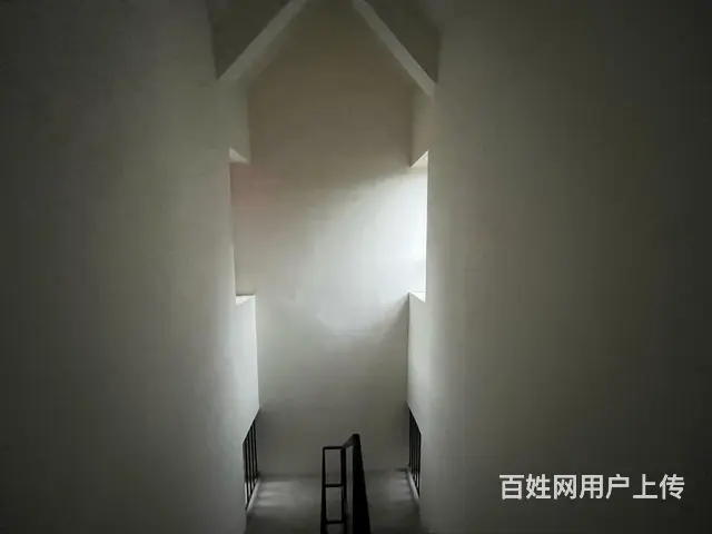 保利国际城莱茵庄园235㎡5室2厅4卫3阳台毛坯东 - 图片 11