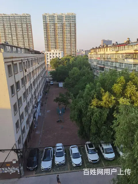 鹤岗一中对面建安一号楼七楼出租 - 图片 6