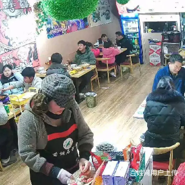 店铺位于湖州安吉召秀东路维也纳酒店旁边《渔七爷双拼烤鱼》 - 图片 3