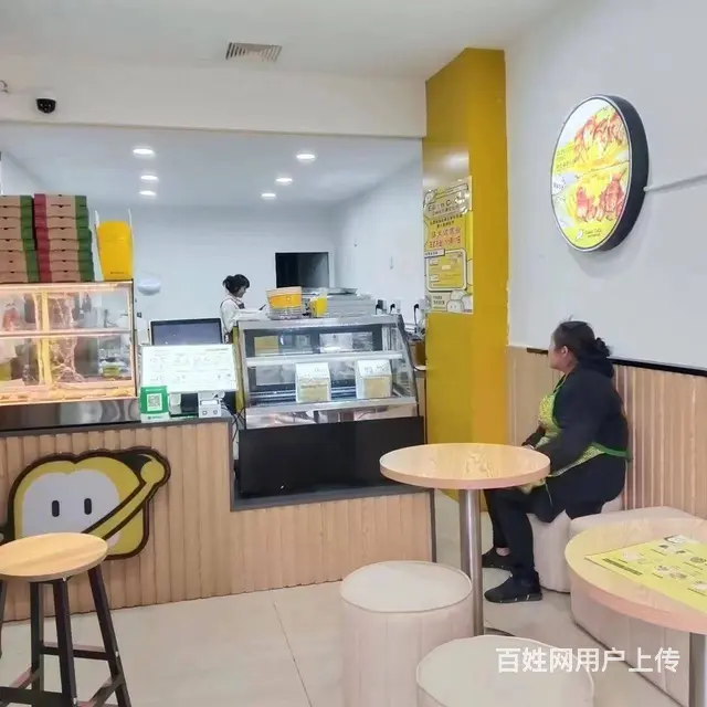 地理位置优越 人流量大 随时可以前来实地考察 - 图片 2