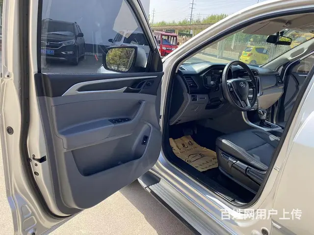 大通T60 2019款 2.0T 自动 两驱高底盘豪华型长厢 - 图片 7
