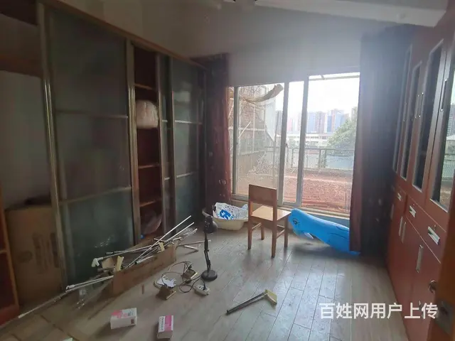 路馨小区 金路苑5房 精装修别墅 出售 带花园 屋 - 图片 9