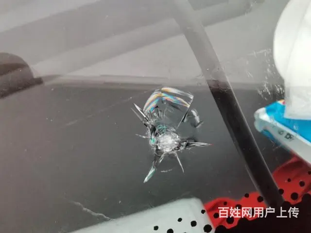 广汉汽车前挡各种星状炸点牛眼裂纹快速修复技术中心 - 图片 6