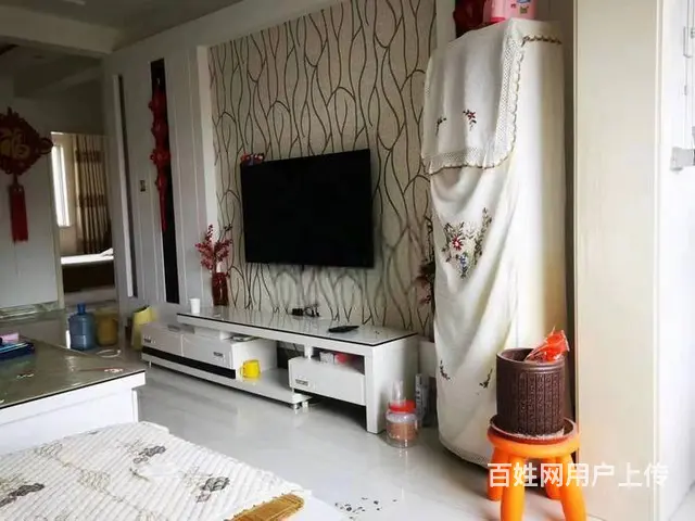 万象汇恒兴里程110平3室2000元一月出租 - 图片 1