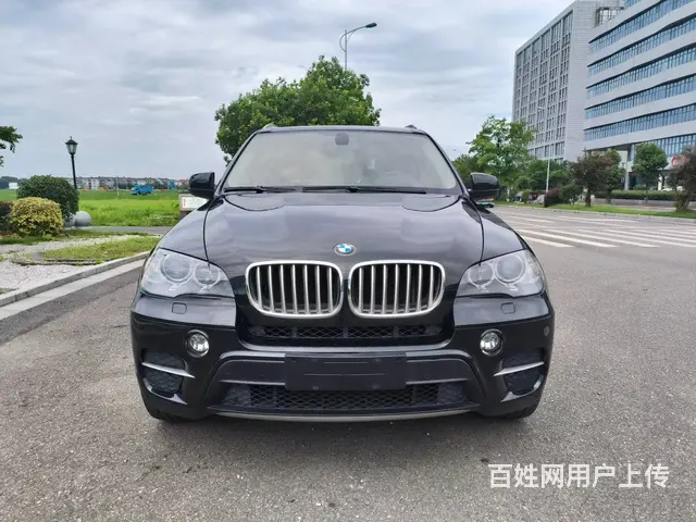 宝马X5 2010款 X5 3.0si 3.0 手自一体 尊 - 图片 1
