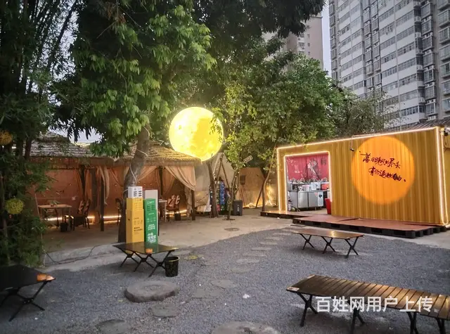 （51旺铺推荐）红城湖300平临街大外摆烧烤店转让 - 图片 1