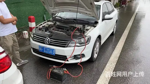 临洮 快速救援，送油 ►  临洮拖车搭电换胎困境 - 图片 3