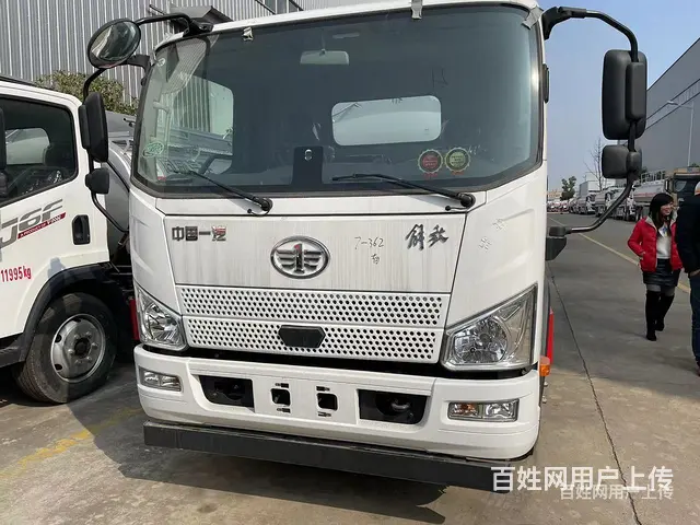 海口解放8吨加油车成龙威油罐车做分期多少钱 - 图片 5
