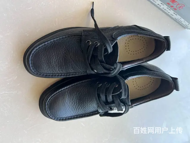 一双9.5成新皮鞋 - 图片 1