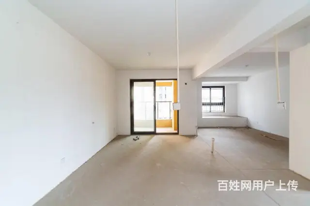 万达旁准现房，边户带  大露台，比篮球场大，现实可看房！ - 图片 5