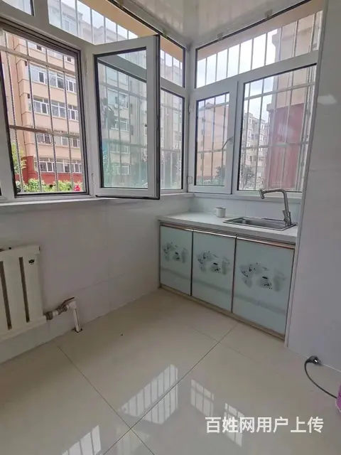 出租  一中后门  今时小区   一楼70平两室  年租85 - 图片 1
