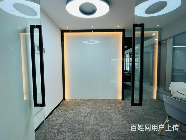 九堡地铁口 实拍150方三隔断 工区可坐18人精装配全套家具 - 图片 2