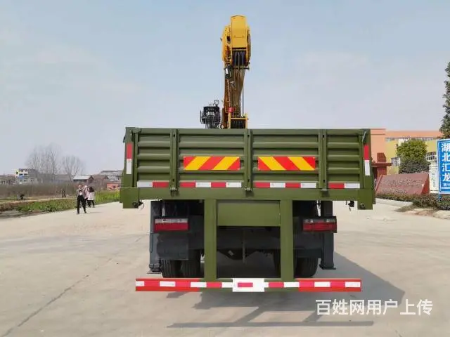 国五东风4500轴距四驱越野徐工8吨随车起重运输车 - 图片 3