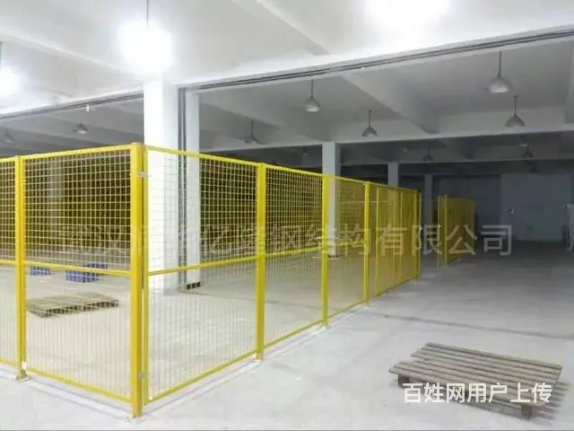 仓库隔离网 车间隔离网 护栏网 铁丝网围网隔离带 - 图片 1