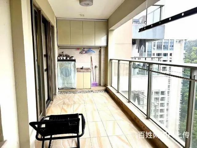 吉大 格力广场三期 双阳台  3房3卫 豪修  近拱北关口 - 图片 9