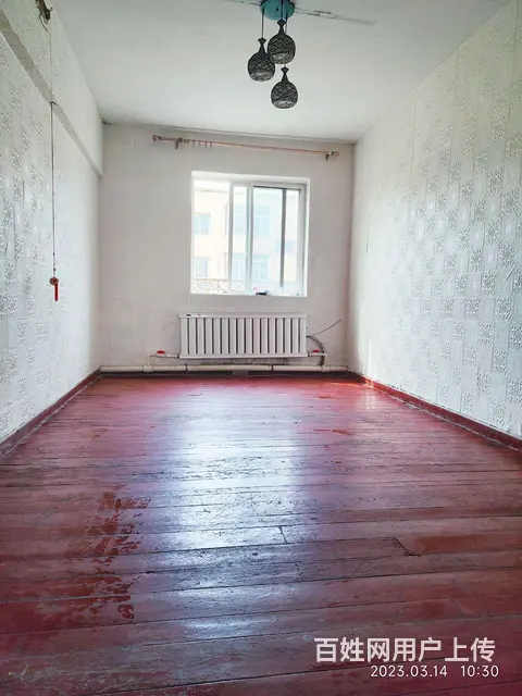保工站地铁旁套间出租 - 图片 1