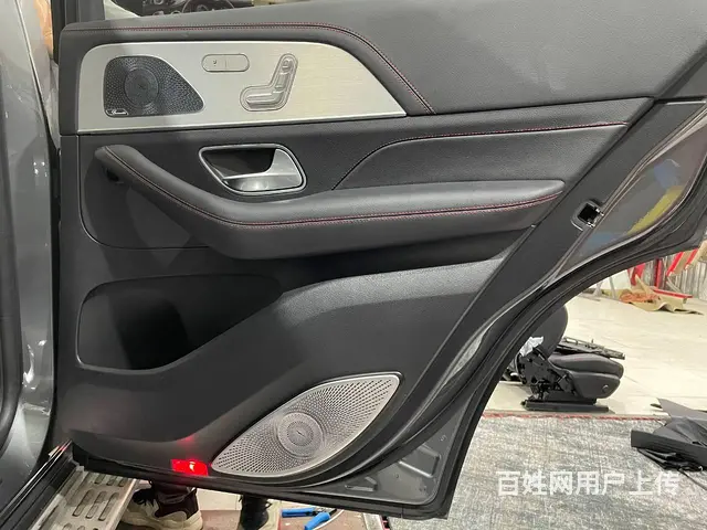 奔驰GLE53改装原厂大柏林之声音响安装案例分享 - 图片 3