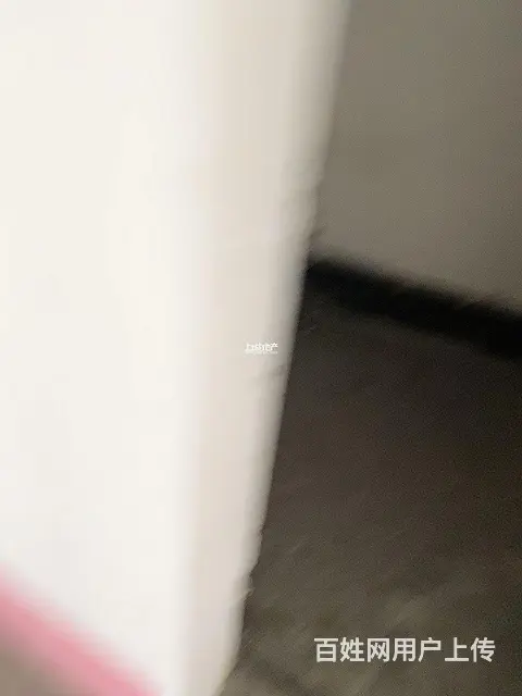 出门就是地铁口，纯毛坯房，可以任意装修，看房我这边有钥匙。 - 图片 3
